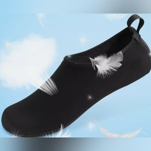 Youth Kids Water Shoes, Beach Shoes Pool Swim Barefoot Size 6-7 Black color